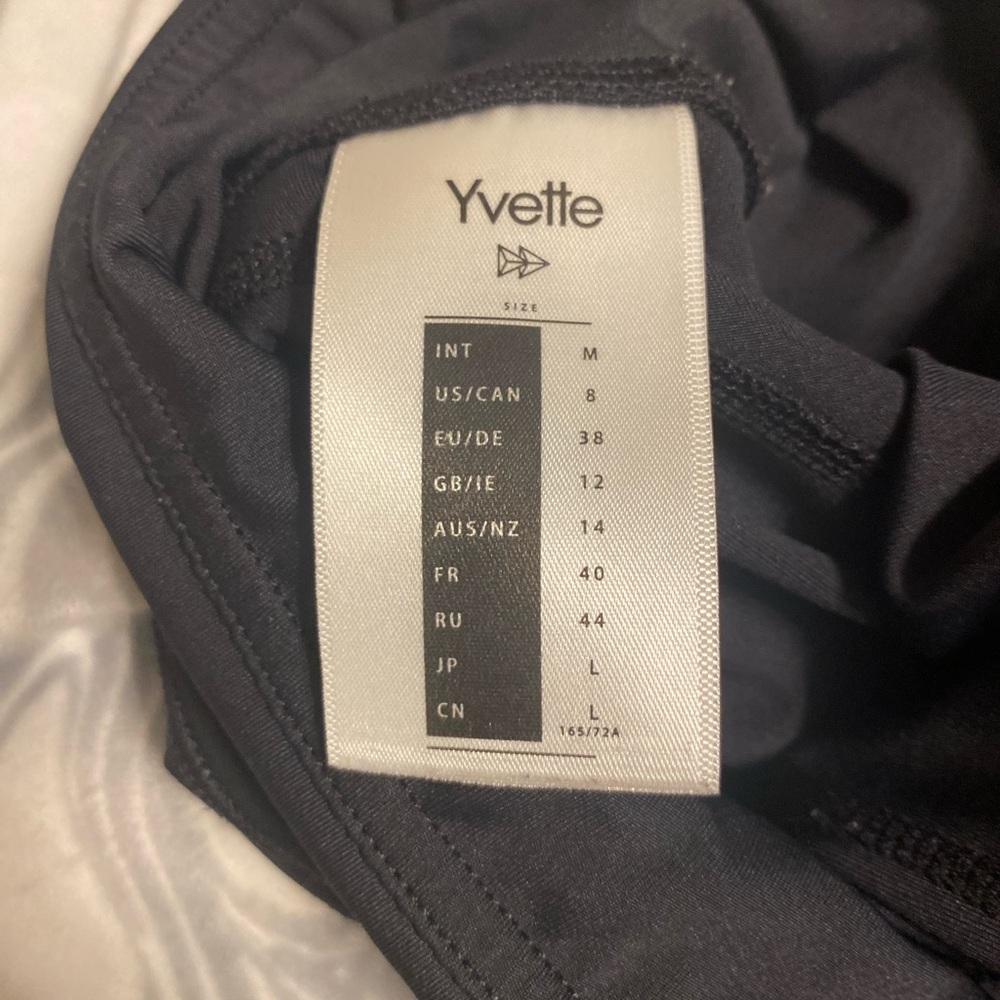 Never Worn - image 1